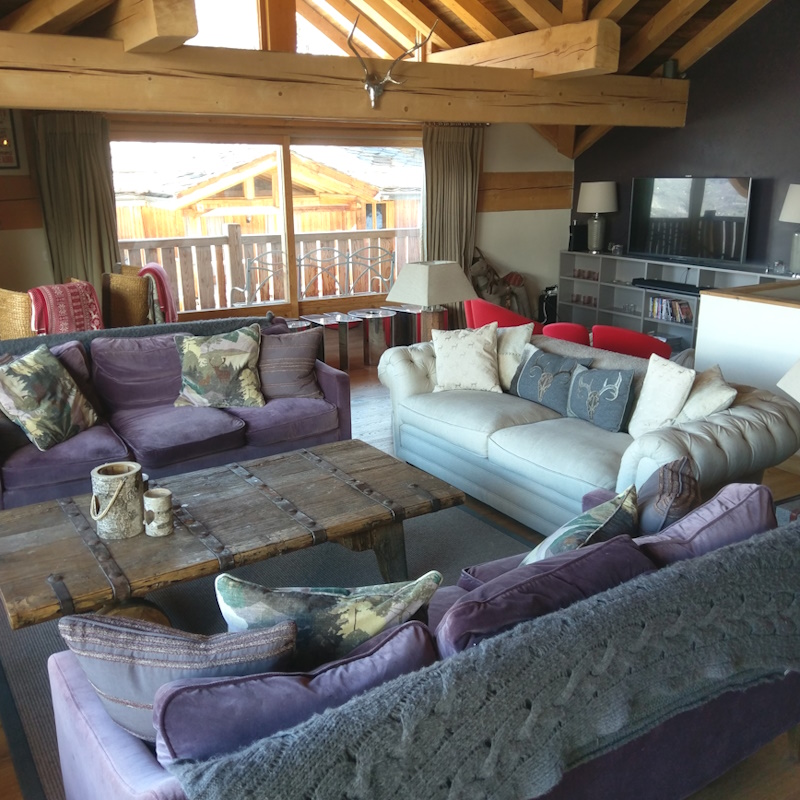 Sofas at ski chalet Falcon in St Foy, France